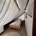 Art Maison Krumlov בית הארחה